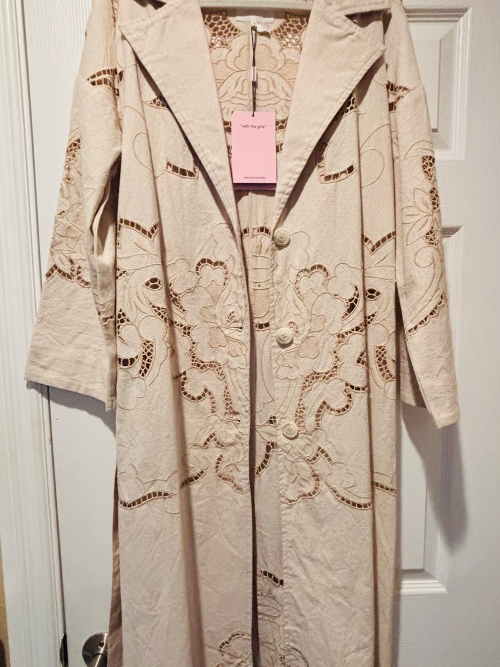 Aves Les Fillies Cutwork Long Coat with Floral Embroidery size XS